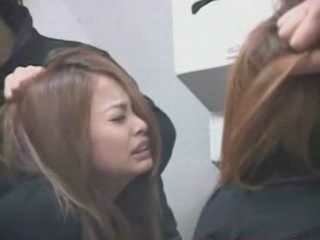 หนังxออนไลน์18+ ตามสาวอวบนักธุรกิจนมโตญี่ปุ่น ไปข่มขืนในห้องน้ำเครื่องบิน ร้องลั่นร้องไห้ดัง ก็ยังไม่มีใครมาช่วย เลยโดนควยยัดปาก