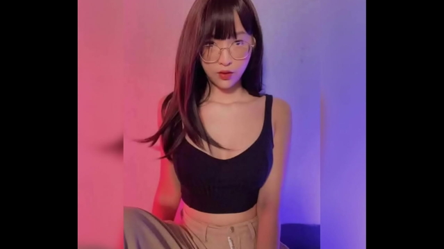 ดูคลิปหลุดน้องกวางเดียร์ลอง จากโอลี่แฟนวีไอพีคลิปนี้เด็ดจริงโดนจับเย็ดท่าหมารัวๆ