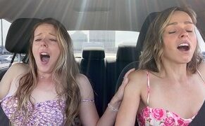 Nadia Foxx & Serenity Cox สองเพื่อนสนิทถ่ายคอนเทนต์เสียว เอาใข่สั่นแบบไร้สาย ยัดเข้าหีแล้วขับรถเที่ยวเสียวหีสุดๆ